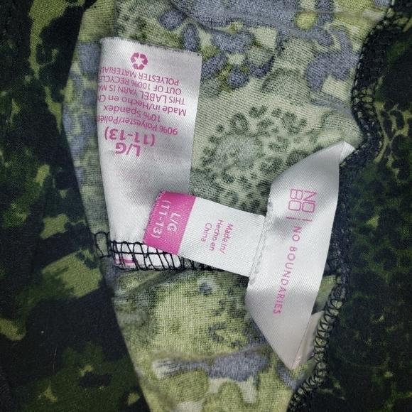 No Boundaries Green Leopard Print Camo Leggings - Picture 10 of 10